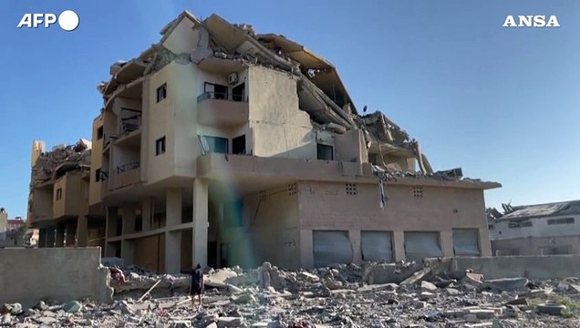 Libano, attacco israeliano ai depositi di armi a Tiro