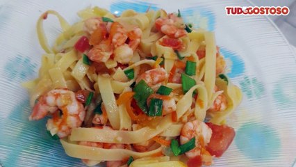 Fettuccine com camarão