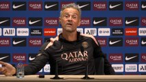 PSG : Luis Enrique prêt à renoncer à 25% de son salaire pour ne plus parler à la presse