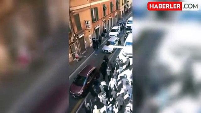 İtalya'da olaylı derbi! Sokaklar savaş alanına döndü: 15 yaralı var