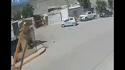 Instalador de cable se salva de milagro de descarga eléctrica