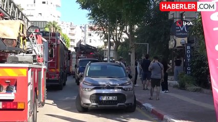 Antalya'da Dairede Çıkan Yangın Sakinleri Sokağa Dökme Korkusu Yaşattı