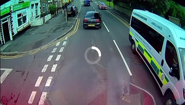 Rogue bikers ride on path and skip red light outside Doncaster school