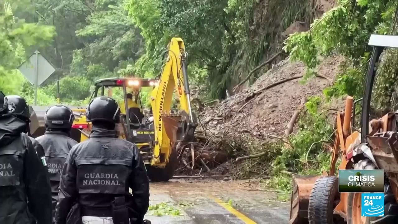 Tormenta tropical John amenaza con convertirse a huracán tras llegar al pacífico mexicano