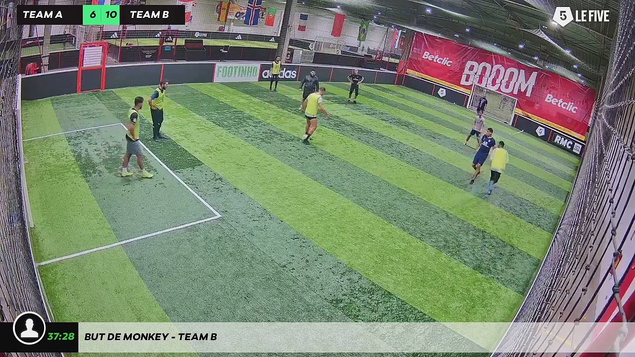But de Monkey - Team B