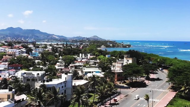 La vecina nueva llega con un gran regalo final inesperado segunda parte