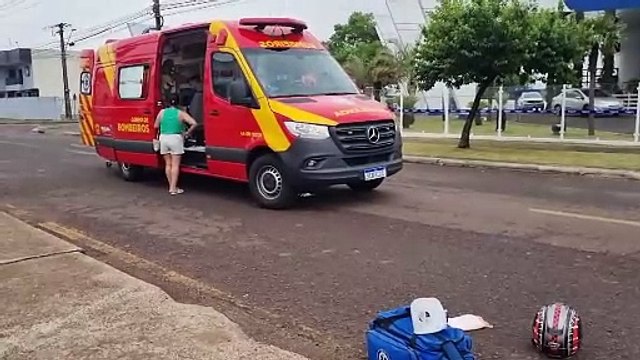 Motociclista fica ferido ao se envolver em acidente de trânsito na rua Ponta Grossa