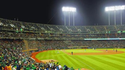 Se despiden del estadio de los Atléticos de Oakland