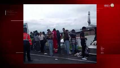 Vuelca autobús en Guanajuato: muere una estudiante de Jalisco y hay 33 más heridos