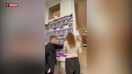 Meurtre de Philippine : des portraits enlevés dans des universités