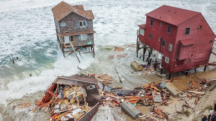 Beach homes topple into Atlantic after erosion and storms