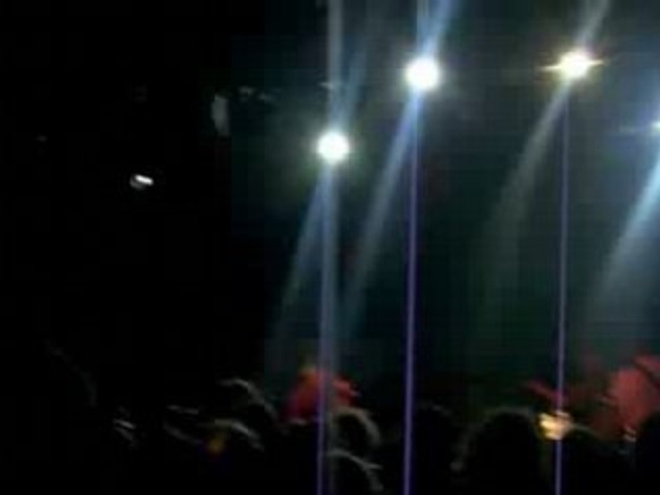 Foals @ Paris (Trabendo) Electric Bloom