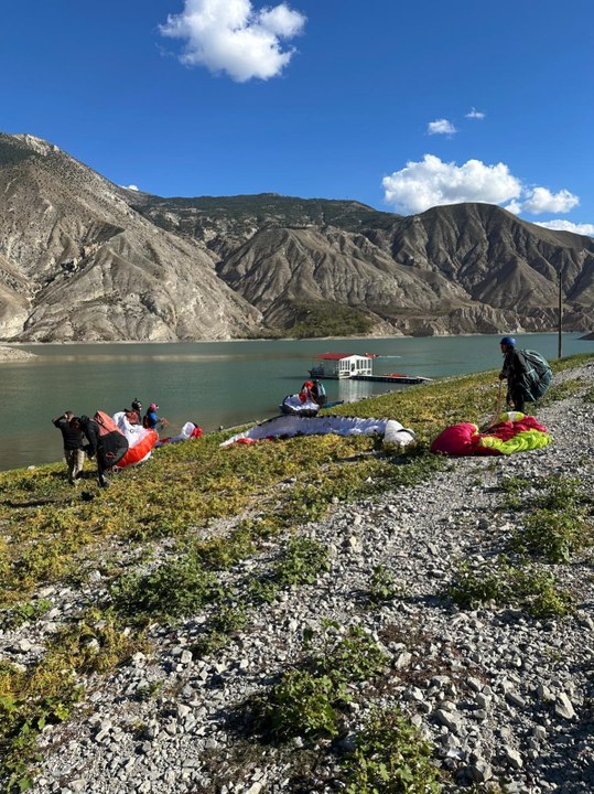 ''Airfest Uzundere'' adrenalin tutkunlarına kaplarını açtı
