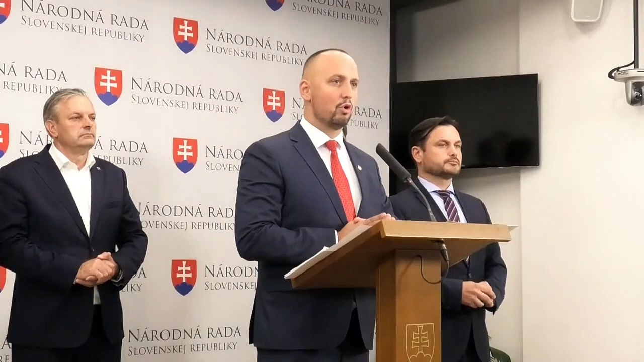 ZÁZNAM: Opozícia: Vláda na sebe šetrí len na úrovni piatich percent