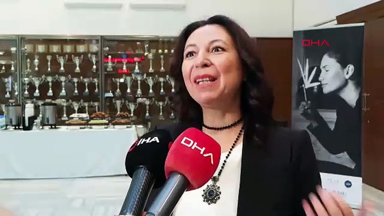 Koku uzmanlığı programının ilk mezunları sertifikalarını aldı