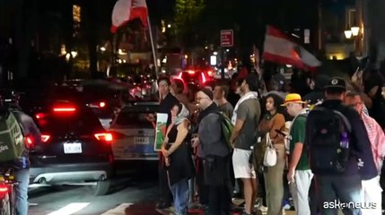 New York, protesta filo-palestinese fuori dall'hotel di Netanyahu