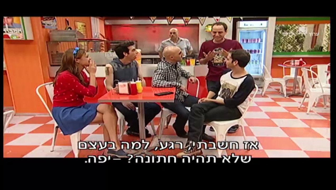 הפיג'מות עונה 9 פרק 25 התנשאי לי