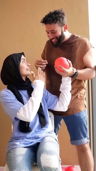 مقالب وتحديات كوميدية