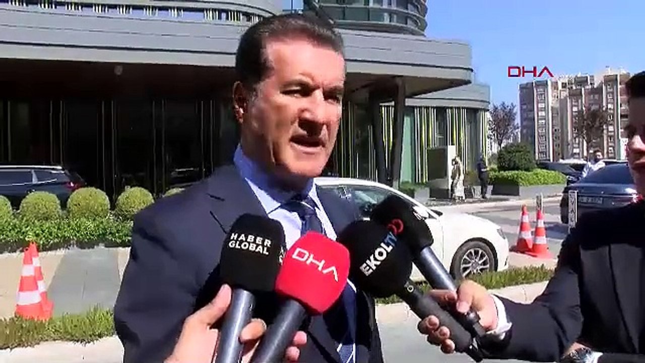 İstanbul- CHP Milletvekili Sarıgül, silahlı saldırıya uğrayan Akın'ı ziyaret etti