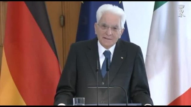 Migranti, Mattarella: problema si risolve con ingressi regolari
