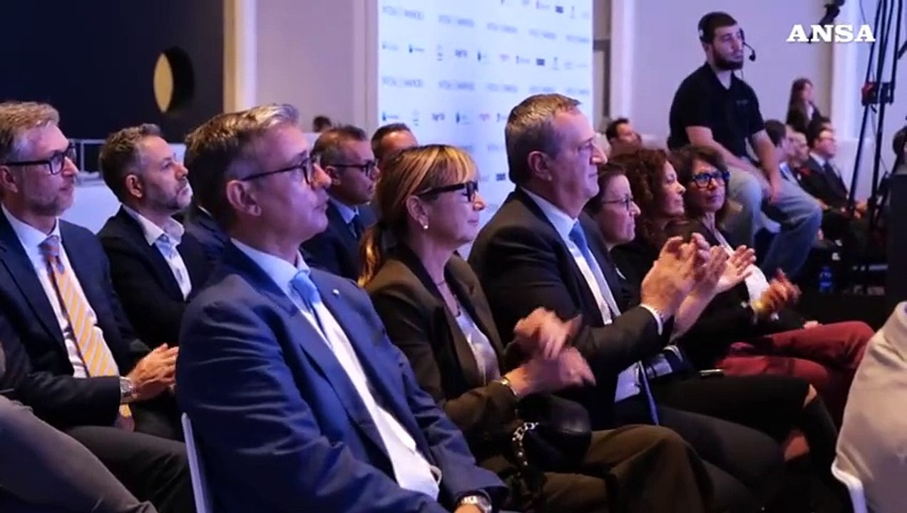 Intesa Sanpaolo premia le 10 Imprese Vincenti in Emilia-Romagna e Marche