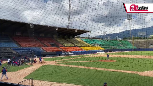 ¡Continúa la pretemporada de los Tiburones de La Guaira!
