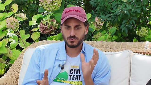 'M. Il figlio del secolo', il dialogo in esclusiva tra Antonio Scurati e Luca Marinelli: Il nostro Mussolini, sordido e brutale, un fascino che inganna ancora oggi