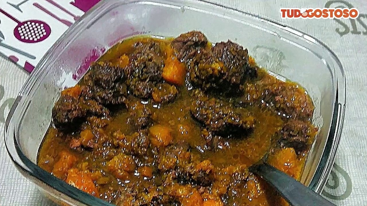 Carne de panela com abóbora cabotia