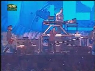 Linkin.Park.Live.at.Oeiras.Alive.2007 One Step Closer