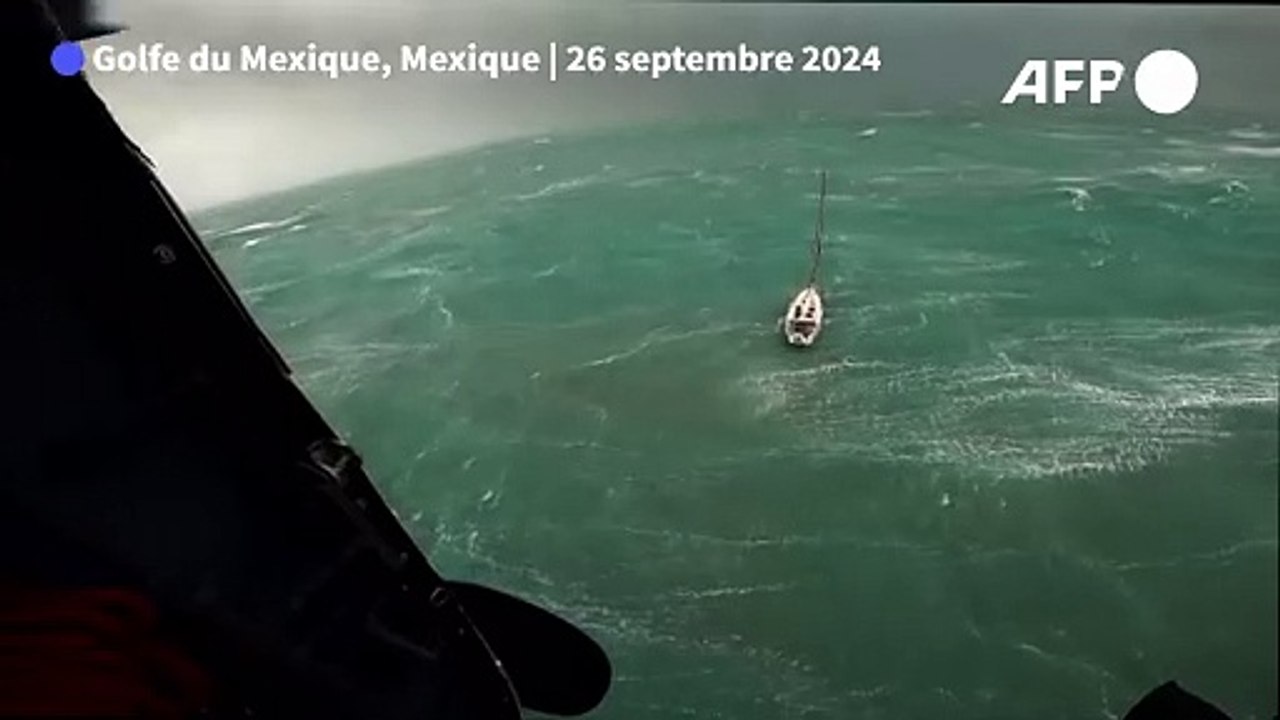 UGC: un homme et son chien secourus dans le golfe du Mexique pendant la tempête Hélène