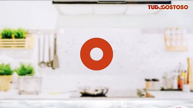 Patê de ricota com tomate seco e manjericão