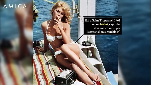 I 90 anni di Brigitte Bardot tra vichy, gonne a ruota e fiocchi nei capelli