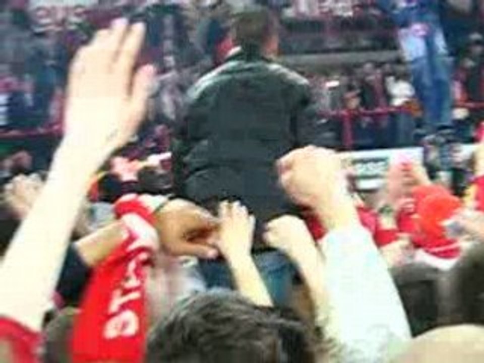 Standard Champion ! We are the champions my friends.....