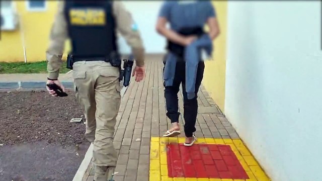 Jovem é detido com Vectra com registro de furto no Cancelli