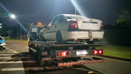 Vectra recuperado pela PM no Cancelli é encaminhado ao pátio