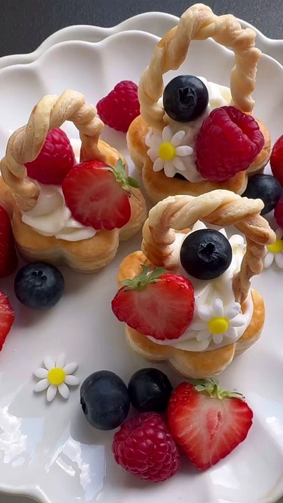 Berry baskets waoo I like it