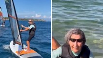 Maria Carla Rivano, 98 anni: eccola a mare con la sua tavola da windsurf