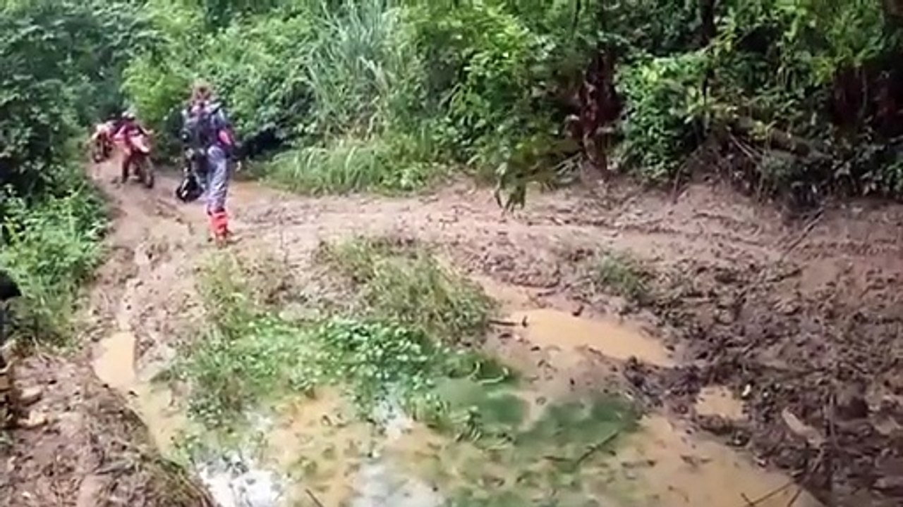 TRY NOT TO LAUGH  Best Funny Videos Compilation  Memes PART 220 - Funny Zone (360p, h264, youtube)