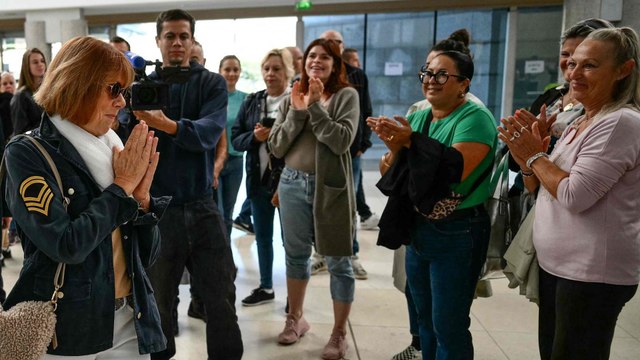 « Courage et bravo » : Gisèle Pelicot, applaudie et soutenue chaque jour un peu plus