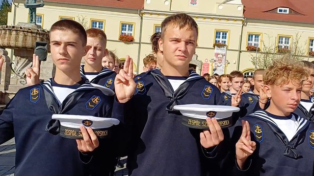 Ślubowanie klas pierwszych w ZSM Darlowo