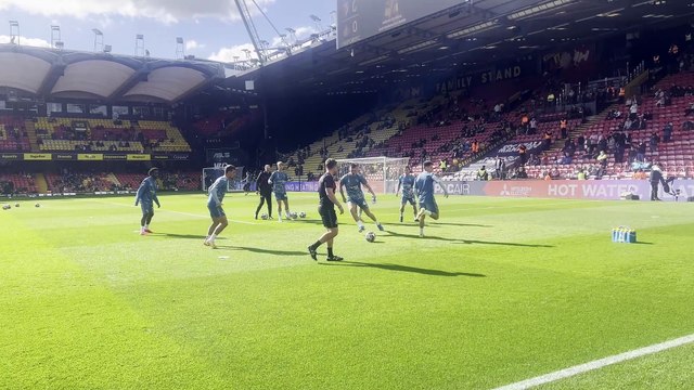 Sunderland’s substitutes warm up at Vicarage Road ahead of the Watford game