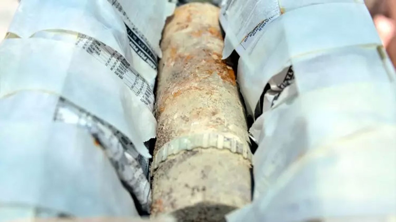 Kahramanmaraş'ta 103 yıllık simge top mermisi, 20 ay sonra deprem enkazından çıkarıldı