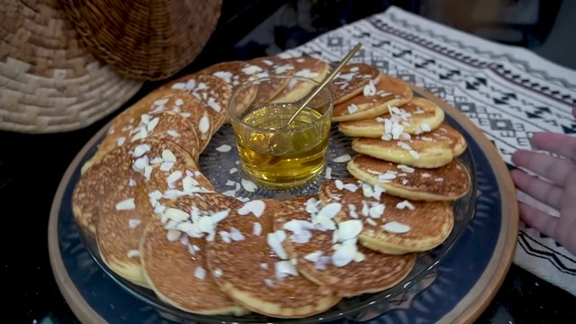 مطبخ ام وليد هاد الحلوة بمقادير مضبوطة ، لا عجن لا دلك في 10د جهزيها خفيفة تحفة