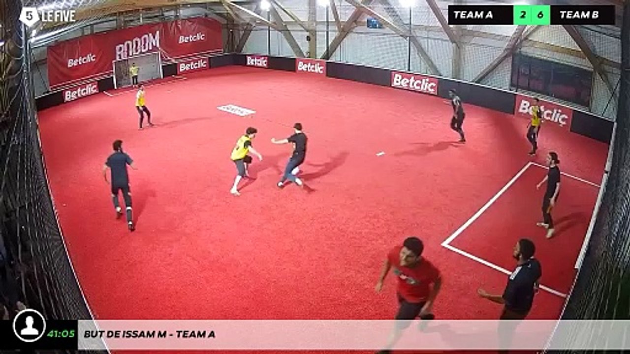 But de Issam M - Team A