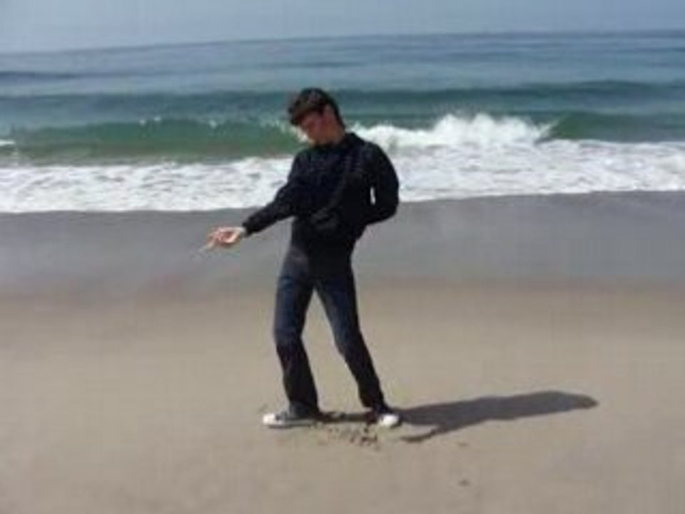 Fayze sur la plage de Malibu