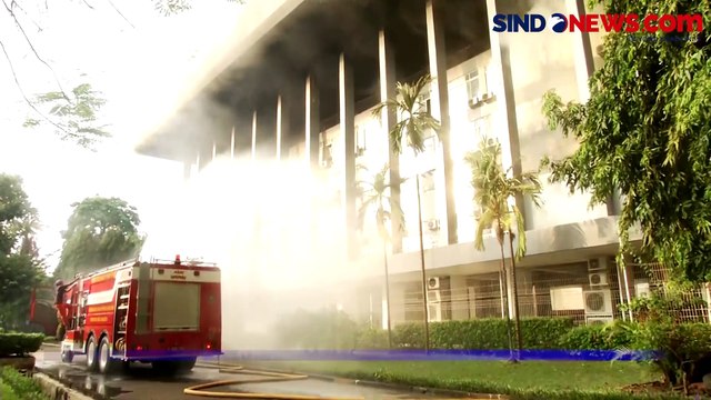 Penampakan Kebakaran Gedung Bakamla di Jakpus