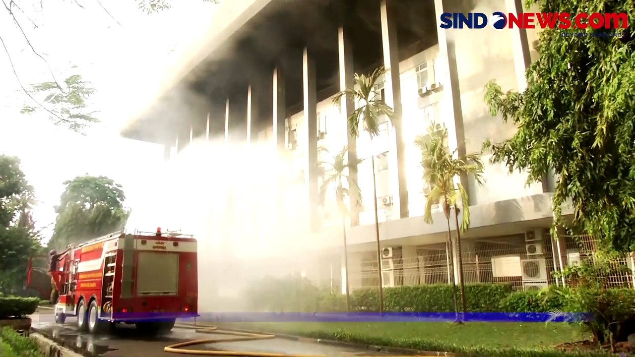 Penampakan Kebakaran Gedung Bakamla di Jakpus