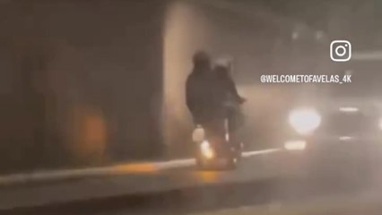Roma: contro mano con lo scooter sul Muro Torto. E' una folla sfida social?