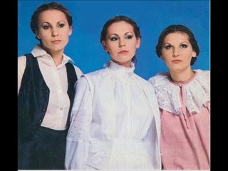 THE MOIRS (Moir Sisters) - House Of Secrets (1978)