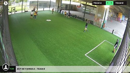 But de Yaniss A - Team B